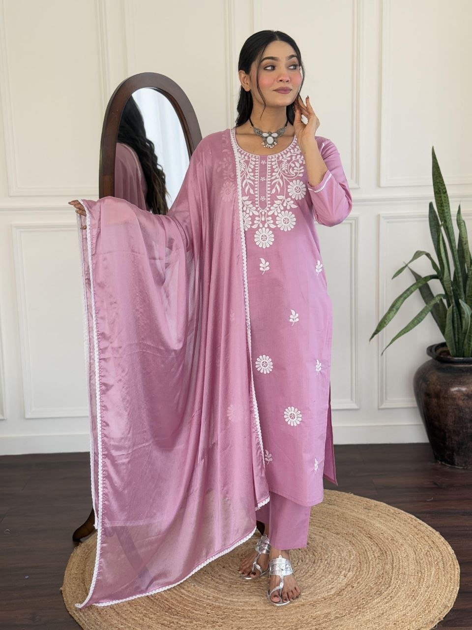 Soft Lavender-Pink Floral Threadwork Suit Set